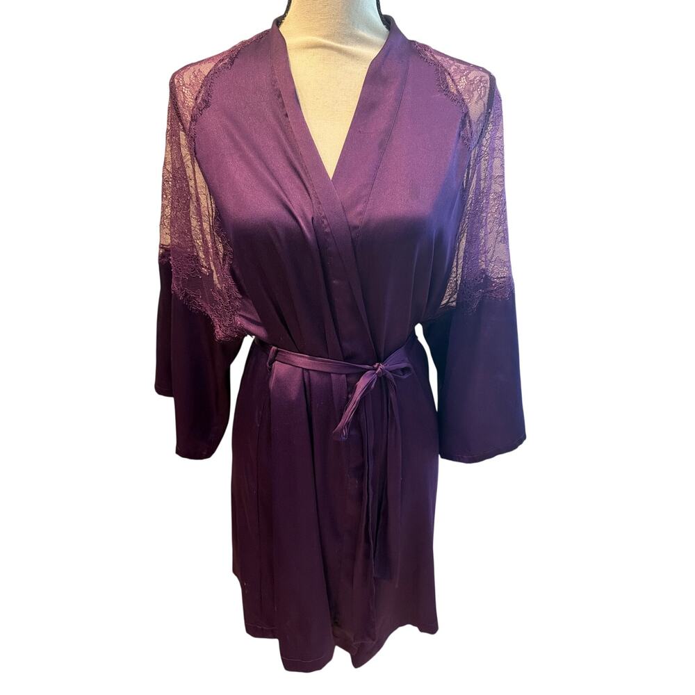 ⭐️ Women’s Victoria Secret Purple Lace Short Robe Size Medium/Large Sexy Elegant